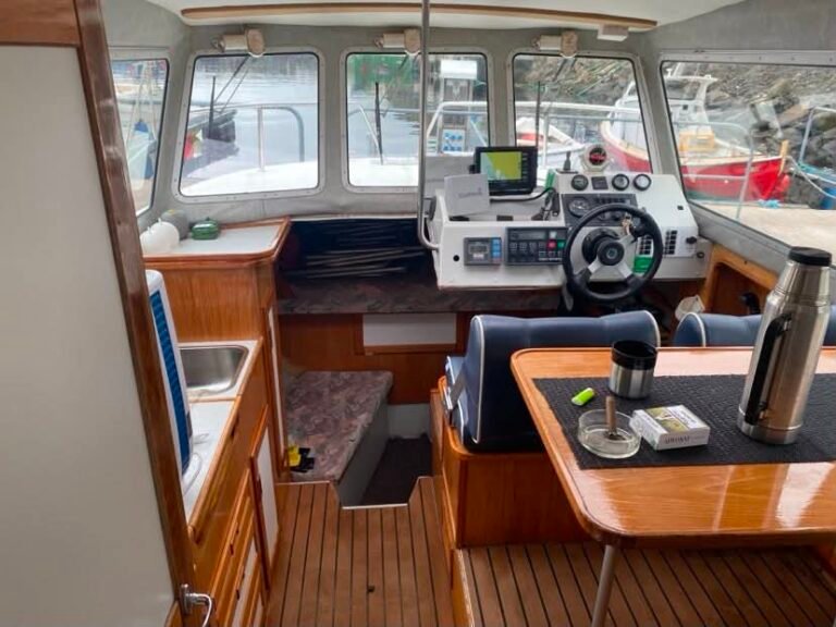 Viknes 770 for sale – seaworthy, well built and very well maintained