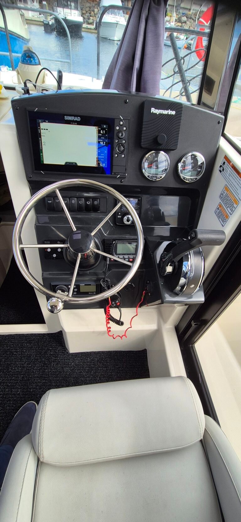 Quicksilver 705 Pilothouse SMART Edition